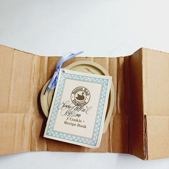 Brown Bag Cookie Mold Rare Signed VTG 2005 841/1000 Swan Song Heart Original Pkg - Picture 9 of 11
